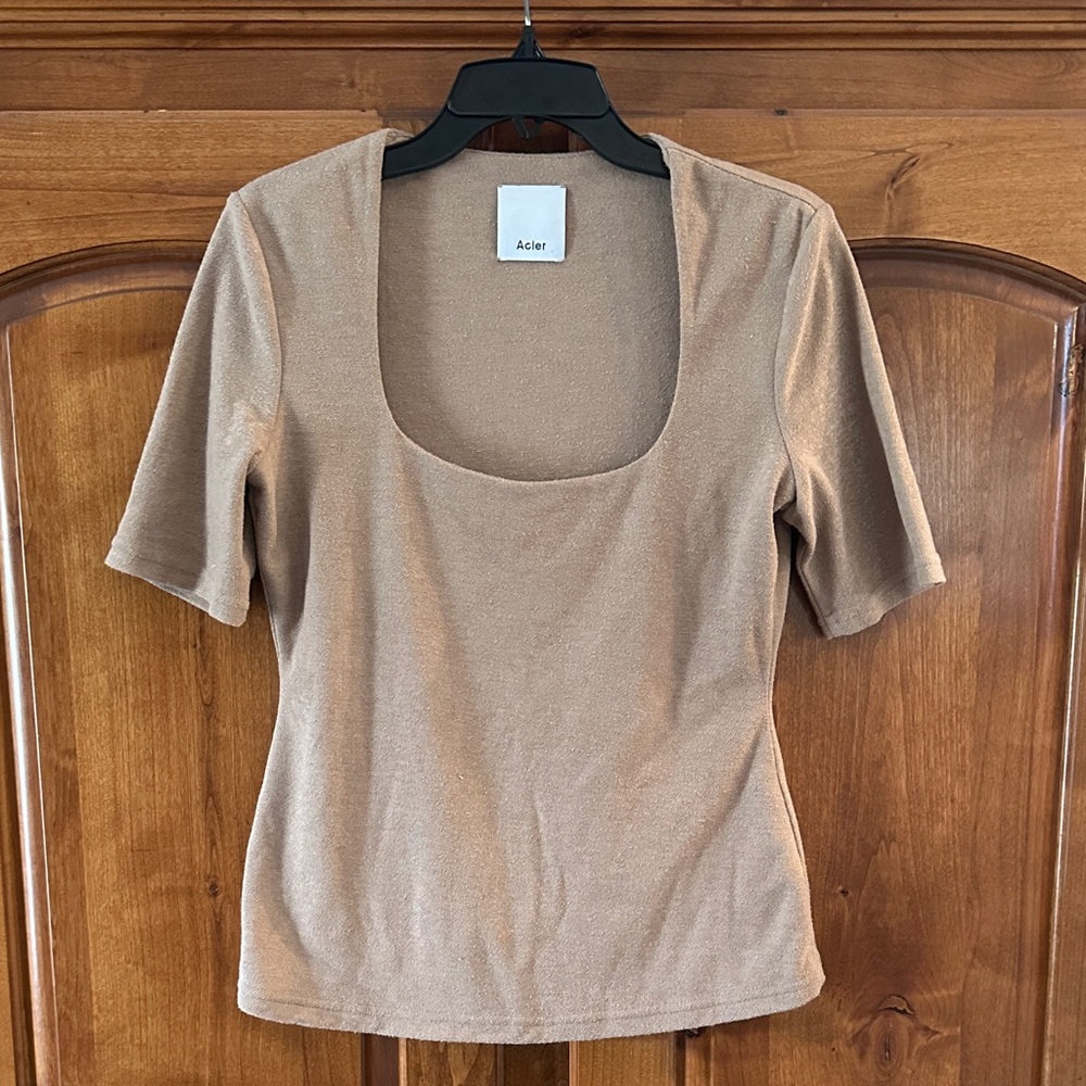 Acler Camel Short Sleeve Scoop Neck Top
